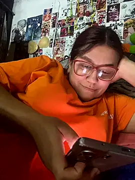 dafne19  online show from 10.18.25