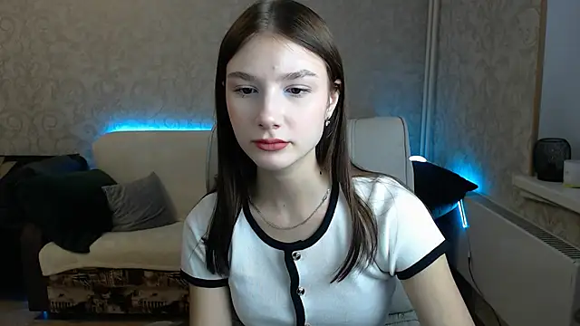 AnaHoney online show from 02.15.25