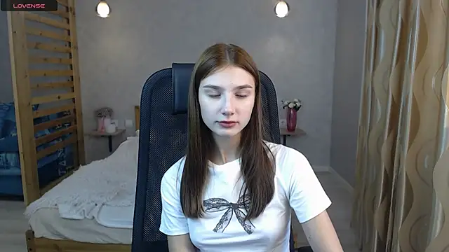 AnaHoney online show from 09.27.25