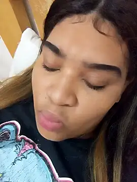 ambarlennoix online show from 12.13.24