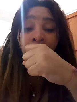 ambarlennoix online show from 03.08.25