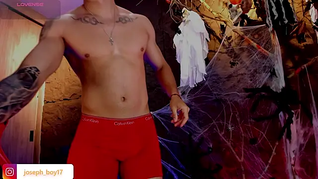 Snapshot of joseph_boy chatting on 10.30.25 joseph boy online show from 10.30.25