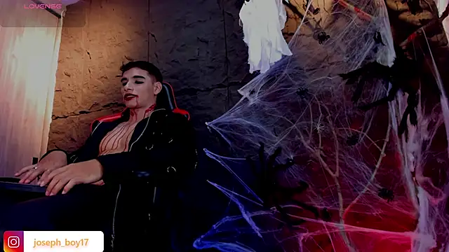 Snapshot of joseph_boy chatting on 10.31.25 joseph boy online show from 10.31.25