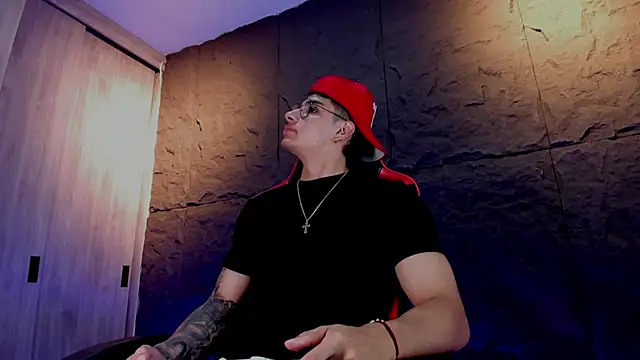 Snapshot of joseph_boy chatting on 11.20.25 joseph boy online show from 11.20.25