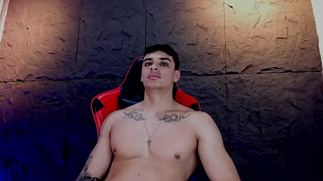 Snapshot of joseph_boy chatting on 12.03.25 joseph boy online show from 12.03.25