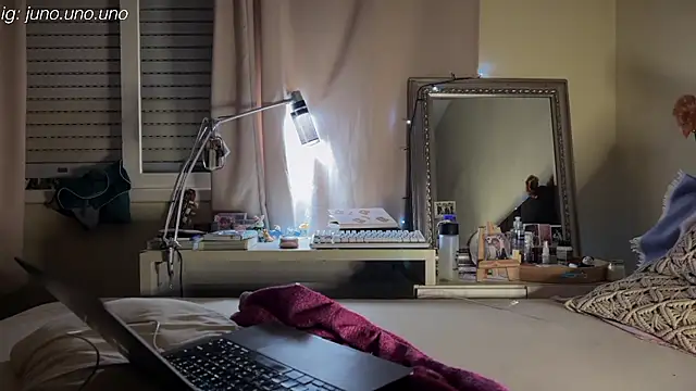 Snapshot of yudrayeb chatting on 12.04.24 yudrayeb online show from 12.04.24