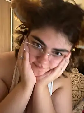 Snapshot of yudrayeb chatting on 01.24.25 yudrayeb online show from 01.24.25