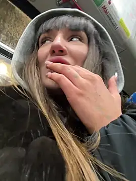 Snapshot of Sophie_Avory chatting on 01.11.26 Sophie Avory online show from 01.11.26