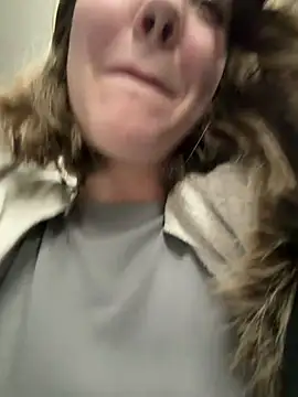 Snapshot of Sophie_Avory chatting on 03.10.26 Sophie Avory online show from 03.10.26