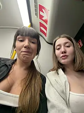 Snapshot of Sophie_Avory chatting on 03.12.26 Sophie Avory online show from 03.12.26