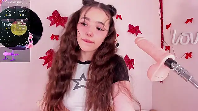 Snapshot of LosAlicee chatting on 01.08.26 LosAlicee online show from 01.08.26