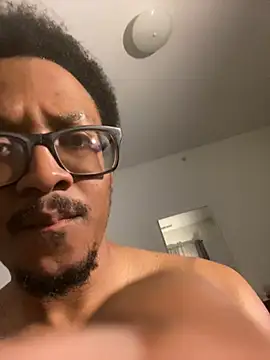 Snapshot of demonpt3 chatting on 02.18.25 demonpt3 online show from 02.18.25