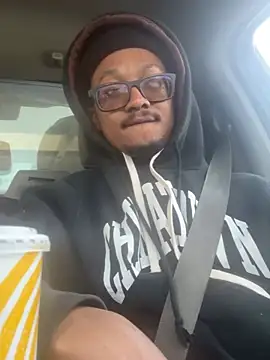 Snapshot of demonpt3 chatting on 02.25.25 demonpt3 online show from 02.25.25