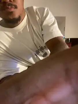 Snapshot of demonpt3 chatting on 09.10.25 demonpt3 online show from 09.10.25