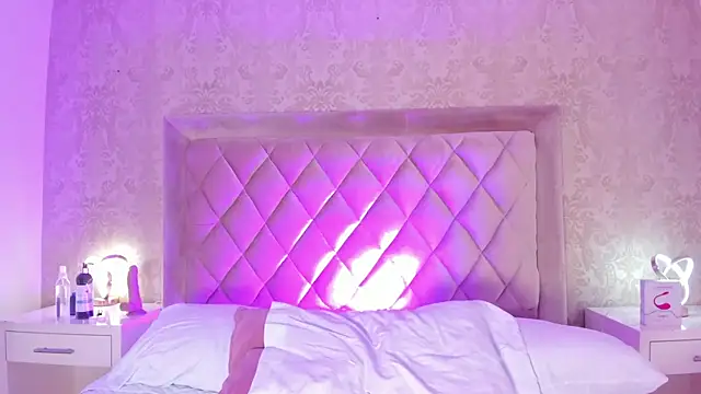 Snapshot of LiaFlowers chatting on 01.21.25 LiaFlowers online show from 01.21.25