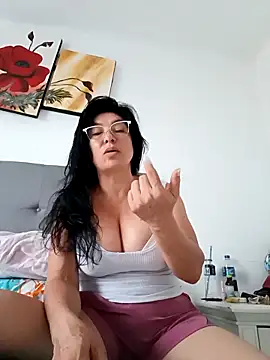 katysquirtdirty online show from 02.17.26