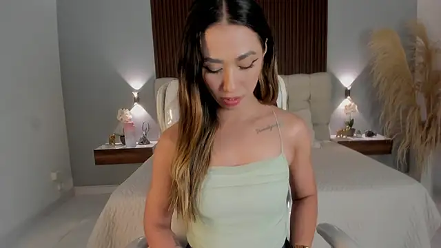 Emma23   online show from 04.26.26