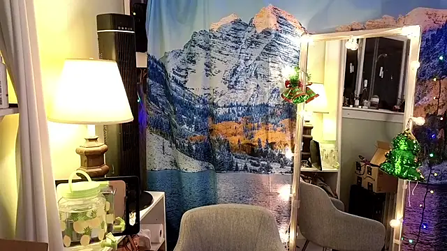 cunty tranny lydia online show from 12.17.24