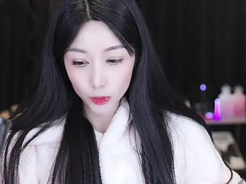 Nuyoah-77 online show from 01.15.26