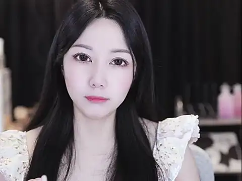 Nuyoah-77 online show from 05.06.26