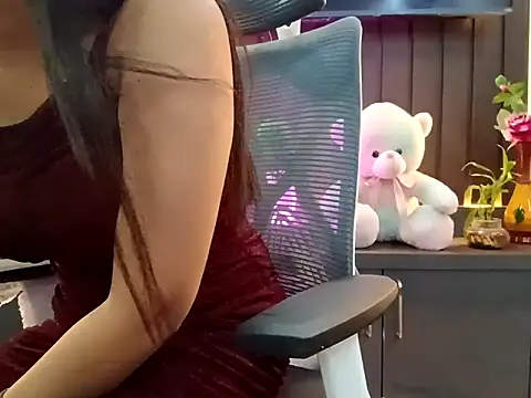 Snapshot of GoldnessAishu chatting on 03.20.25 GoldnessAishu online show from 03.20.25