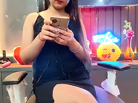 Snapshot of GoldnessAishu chatting on 03.22.25 GoldnessAishu online show from 03.22.25