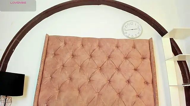 LadyAvalon online show from 01.26.25