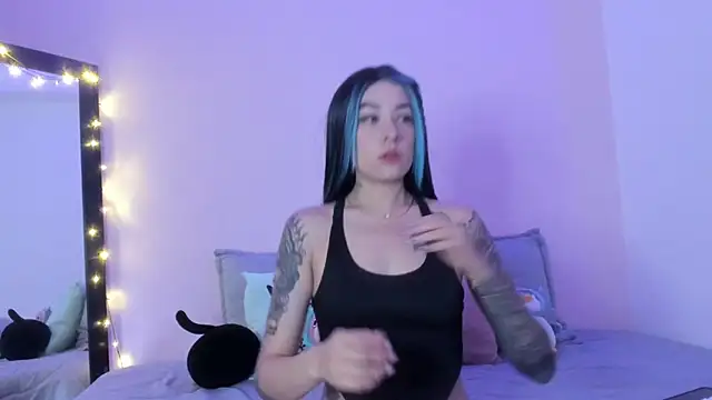 ValeriaCox online show from 02.08.25