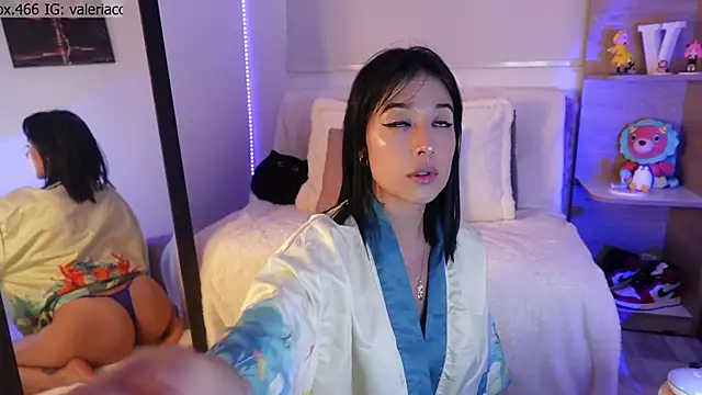 ValeriaCox online show from 09.19.25