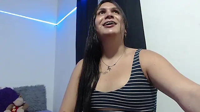 Snapshot of julianasweet69 chatting on 01.20.25 julianasweet69 online show from 01.20.25