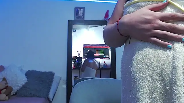 Snapshot of julianasweet69 chatting on 02.06.25 julianasweet69 online show from 02.06.25