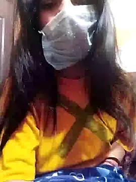 Snapshot of Hotty-Divya chatting on 01.10.25 Hotty-Divya online show from 01.10.25