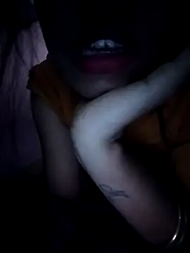 Snapshot of Hotty-Divya chatting on 09.24.25 Hotty-Divya online show from 09.24.25