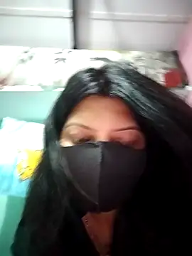 Hotty-Divya online show from 04.20.26
