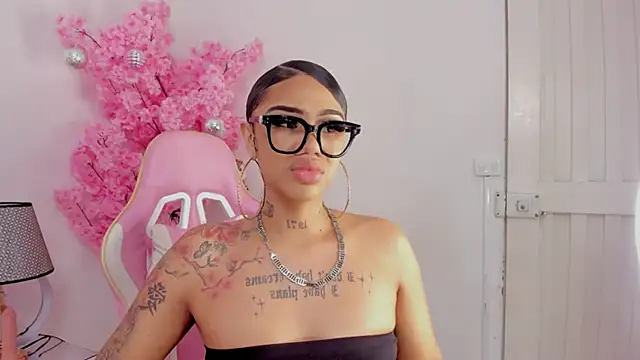 Mia Jansen online show from 12.12.24