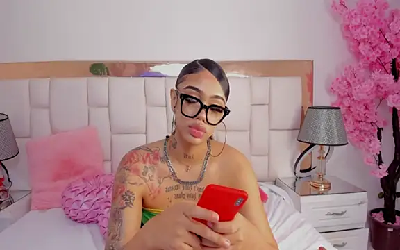 Mia Jansen online show from 01.10.25