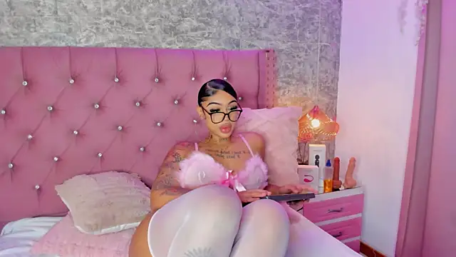 Mia Jansen online show from 01.15.26