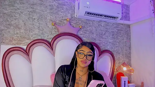 Mia Jansen online show from 04.29.26