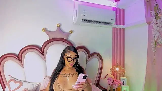 Mia Jansen online show from 06.23.26