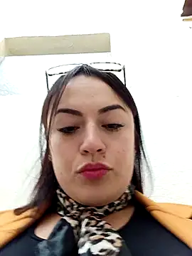 Lesly 10- online show from 10.02.25