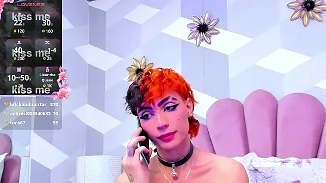 Snapshot of KylieMonnett chatting on 01.19.25 KylieMonnett online show from 01.19.25