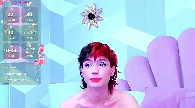 Snapshot of KylieMonnett chatting on 03.07.25 KylieMonnett online show from 03.07.25