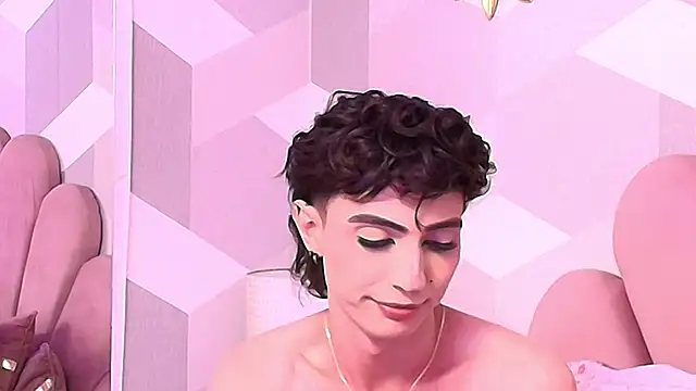 KylieMonnett online show from 11.14.25