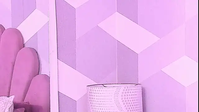 KylieMonnett online show from 07.04.26