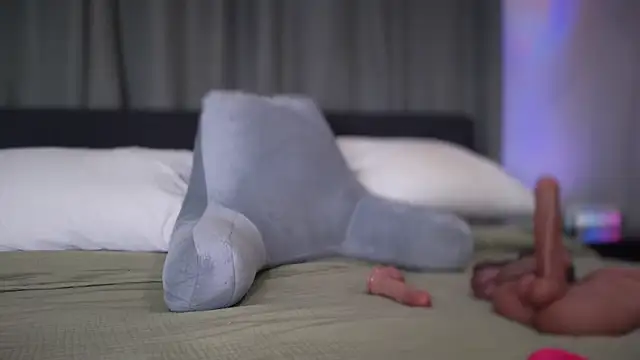 Snapshot of longislandprincess chatting on 09.12.25 longislandprincess online show from 09.12.25