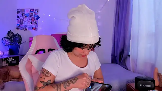 adriannyp 1 online show from 03.22.25