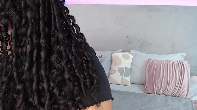 Miley Collins online show from 12.03.24