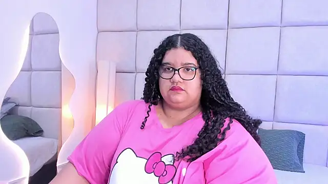 Miley Collins online show from 11.12.25