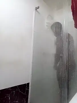 Snapshot of yezz3011 chatting on 11.16.25 yezz3011 online show from 11.16.25