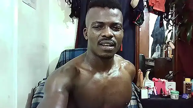 yezz3011 online show from 12.20.25